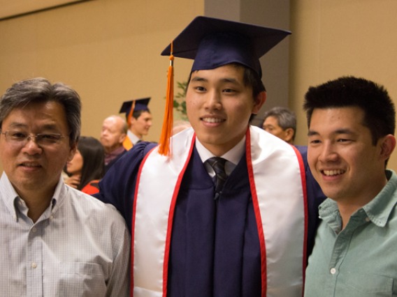 2015-PreCommencement-012